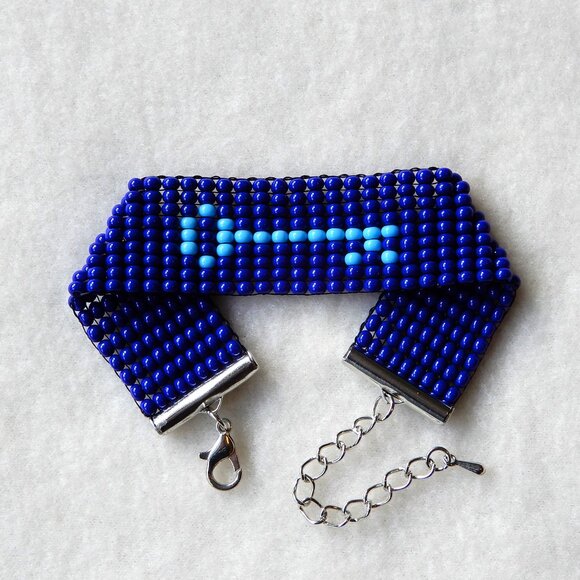 FourOhFourATL Jewelry - Kappa Kappa Gamma KKG key bead bracelet, handmade, adjustable length